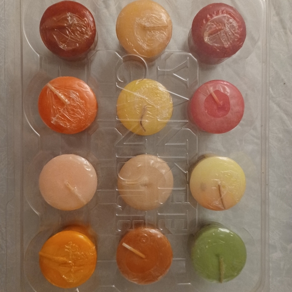 12 Mini Yankee Candles - Picture 2 of 4